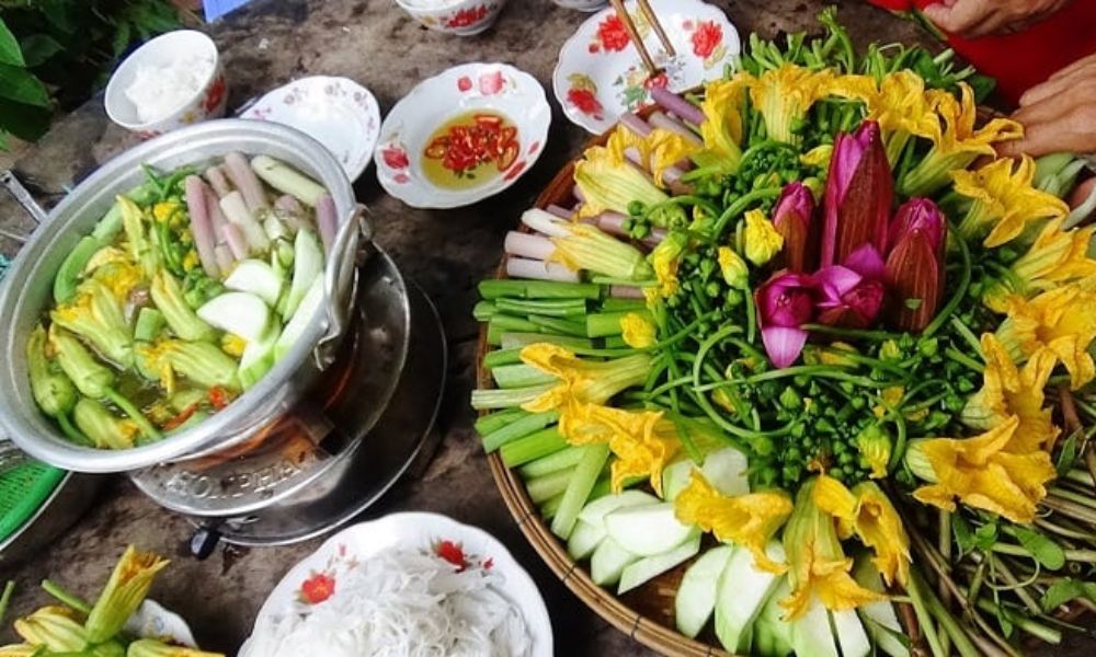 spring-travel-mekong-delta-floating-markets-lv-travel